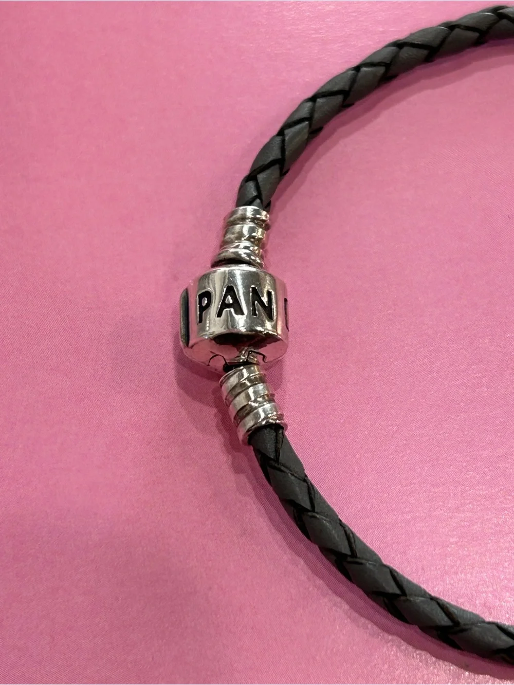 RETIRED Gray Single Leather Bracelet